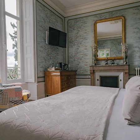 Chambres d'hôtes Château Les Orchidées SAUMUR Extérieur photo